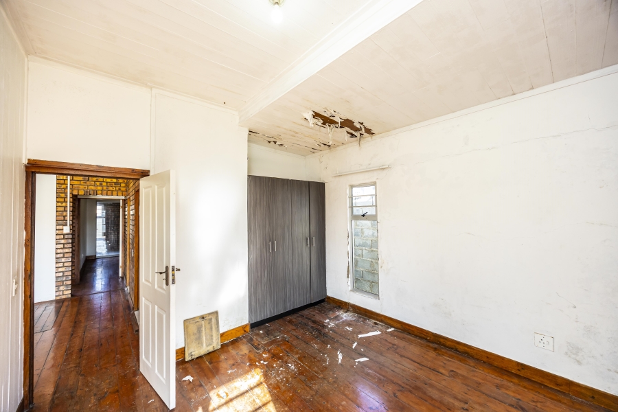 6 Bedroom Property for Sale in Quigney Eastern Cape